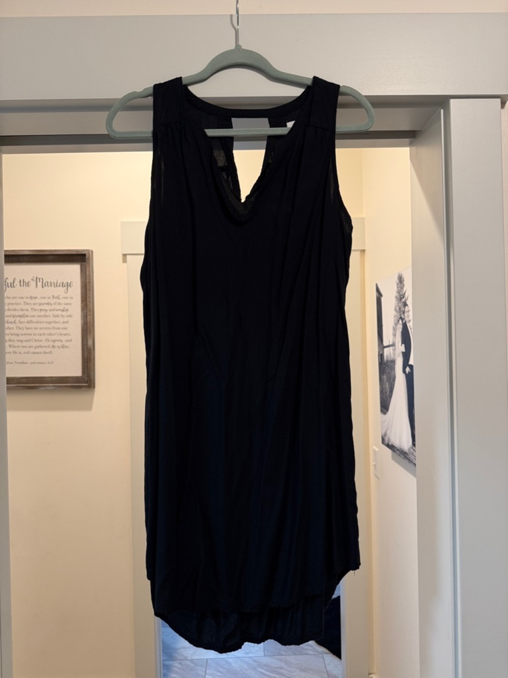 Old Navy Black Sleeveless V-Neck Tunic Dress